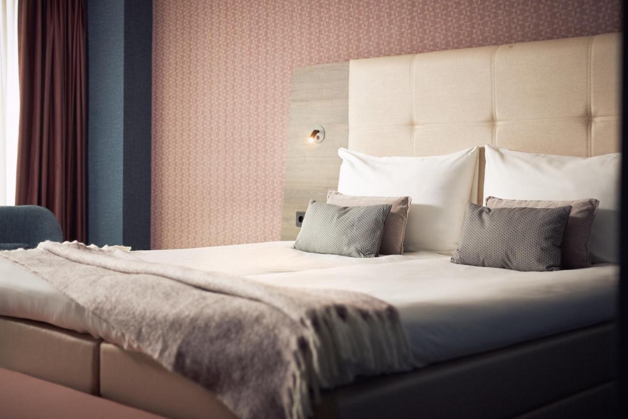 Hotel Der Valk 4*